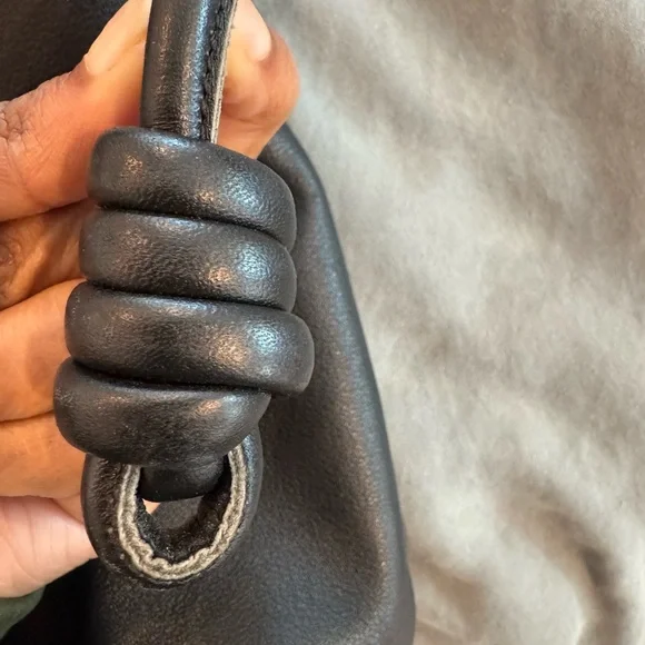 Loewe Black Tote Bag Spacious Minimalist Design - Picture 4 of 11